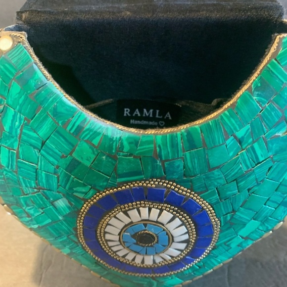 RAMLA HANDMADE Green Mosaic Evil Eye Heart Clutch, NWOT - Picture 4 of 4